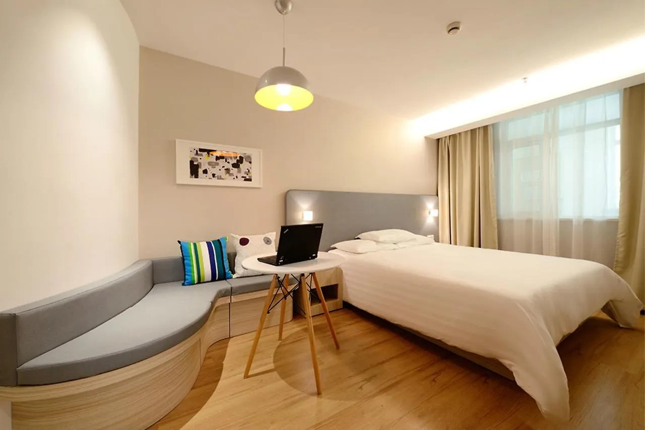 Hanting Hotel Zhuhai Gongbei Port Qinglv Nanlu Branch