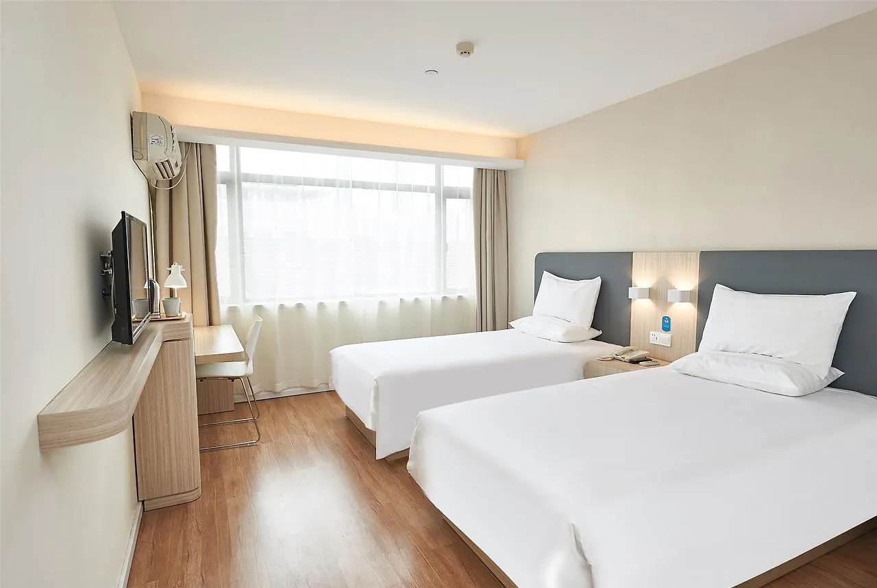 Hanting Hotel Zhuhai Gongbei Port Qinglv Nanlu Branch