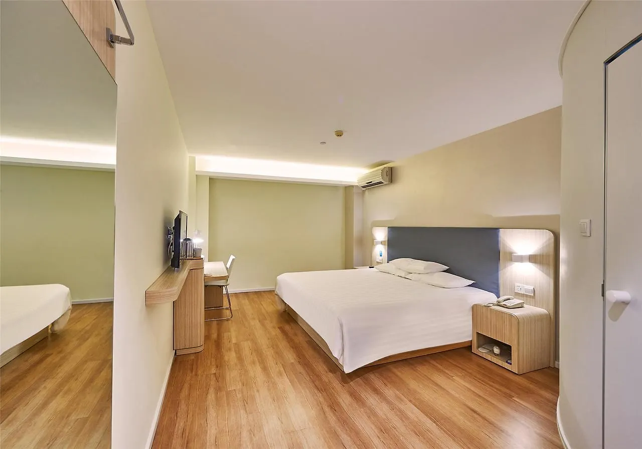 Hanting Hotel Zhuhai Gongbei Port Qinglv Nanlu Branch